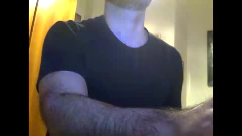 Snapshot of dcs83 chatting on December 9, 2024, 3:33 pm dcs83 online show from December 9, 2024, 3:33 pm