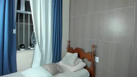 Snapshot of deanlek chatting on February 26, 2025, 1:32 am Dean online show from February 26, 2025, 1:32 am