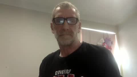 Snapshot of deanofflove221000 chatting on September 15, 2025, 4:12 am deanofflove221000 online show from September 15, 2025, 4:12 am