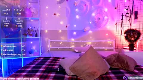 Snapshot of debbie_hanter chatting on December 28, 2024, 10:58 am debbie_hanter online show from December 28, 2024, 10:58 am