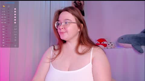 Snapshot of debbiewood chatting on December 9, 2024, 6:34 am DeboraDebbieDee online show from December 9, 2024, 6:34 am