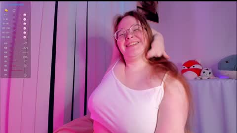 Snapshot of debbiewood chatting on December 10, 2024, 5:28 am DeboraDebbieDee online show from December 10, 2024, 5:28 am