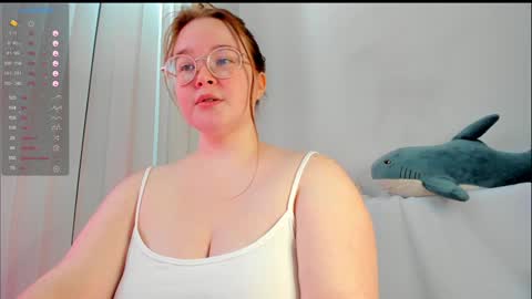 Snapshot of debbiewood chatting on December 24, 2024, 6:44 am DeboraDebbieDee online show from December 24, 2024, 6:44 am