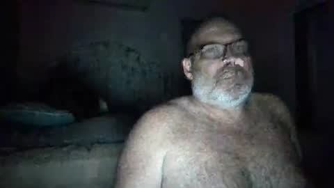 Snapshot of deepdiveme chatting on December 24, 2024, 6:00 am deepdiveme online show from December 24, 2024, 6:00 am