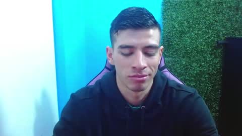 Snapshot of deiby_baby chatting on December 13, 2024, 7:32 pm DEIBY online show from December 13, 2024, 7:32 pm