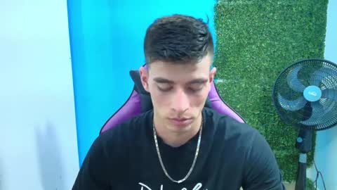 Snapshot of deiby_baby chatting on February 1, 2025, 4:14 am DEIBY online show from February 1, 2025, 4:14 am