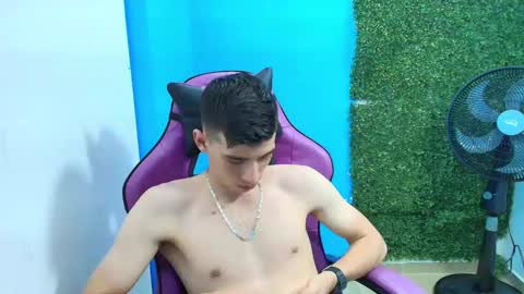 Snapshot of deiby_baby chatting on February 1, 2025, 11:37 pm DEIBY online show from February 1, 2025, 11:37 pm