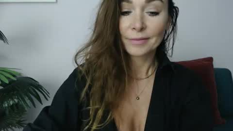 Snapshot of delilah_sweet chatting on January 13, 2025, 4:30 pm delilah_sweet online show from January 13, 2025, 4:30 pm