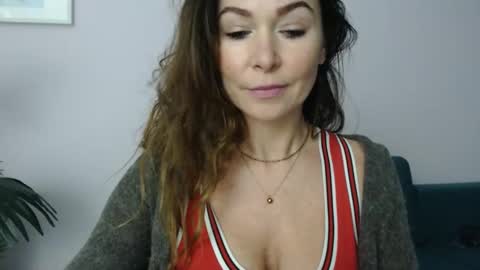 Snapshot of delilah_sweet chatting on February 4, 2025, 4:08 pm delilah_sweet online show from February 4, 2025, 4:08 pm