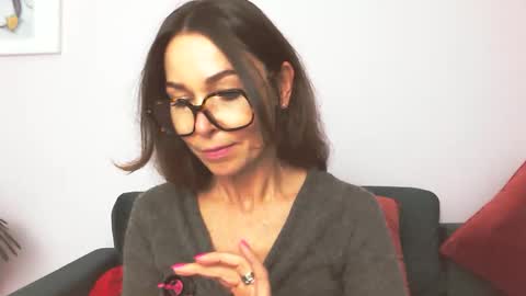 Snapshot of delilah_sweet chatting on September 29, 2025, 3:17 pm delilah_sweet online show from September 29, 2025, 3:17 pm