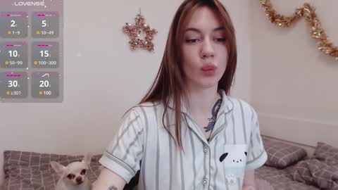 Snapshot of demiamour chatting on January 26, 2025, 10:45 am Demi. not your babybabebb and other shit online show from January 26, 2025, 10:45 am