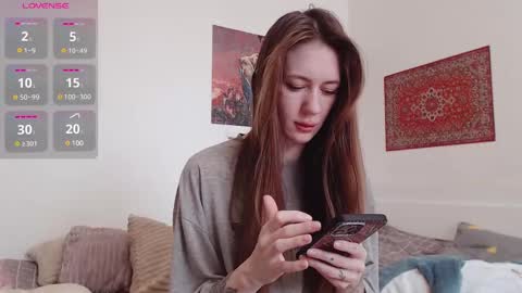 Snapshot of demiamour chatting on February 24, 2025, 10:26 am Demi. not your babybabebb and other shit online show from February 24, 2025, 10:26 am