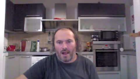 Snapshot of demon52 chatting on December 19, 2024, 3:08 pm DEMON52 online show from December 19, 2024, 3:08 pm