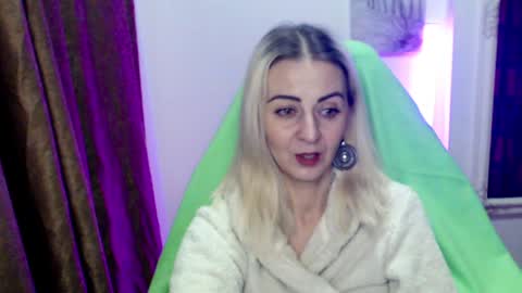 Snapshot of denysya chatting on December 9, 2024, 2:39 pm Denysya online show from December 9, 2024, 2:39 pm