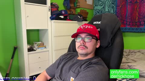 Snapshot of derrick_hose chatting on January 9, 2025, 4:41 am Derrick Hose online show from January 9, 2025, 4:41 am