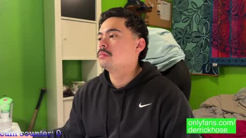 Snapshot of derrick_hose chatting on January 16, 2025, 1:58 am Derrick Hose online show from January 16, 2025, 1:58 am