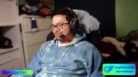Snapshot of derrick_hose chatting on November 3, 2025, 1:19 am Derrick Hose online show from November 3, 2025, 1:19 am