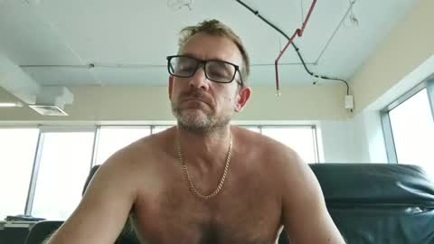 Snapshot of desertranger chatting on December 15, 2024, 6:51 am desertranger online show from December 15, 2024, 6:51 am