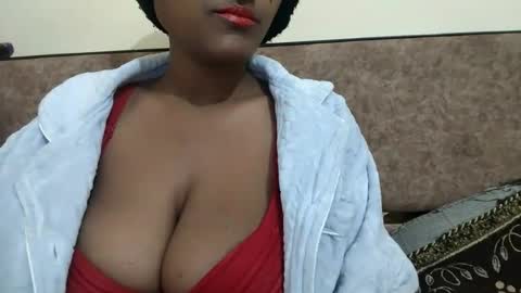 Snapshot of desiprincessaga chatting on December 11, 2024, 4:07 am desiprincessaga online show from December 11, 2024, 4:07 am