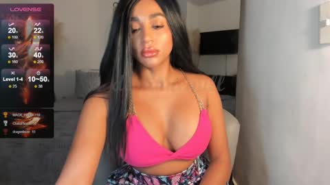 Snapshot of destinnemil chatting on January 14, 2025, 2:53 pm Destinne Mill online show from January 14, 2025, 2:53 pm