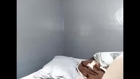 Snapshot of desturbingdetale699 chatting on January 6, 2025, 3:20 am desturbingdetale699 online show from January 6, 2025, 3:20 am