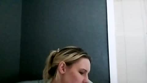 Snapshot of desturbingdetale699 chatting on January 18, 2025, 3:42 am desturbingdetale699 online show from January 18, 2025, 3:42 am