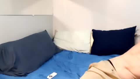 Snapshot of desturbingdetale699 chatting on October 8, 2025, 12:08 am desturbingdetale699 online show from October 8, 2025, 12:08 am