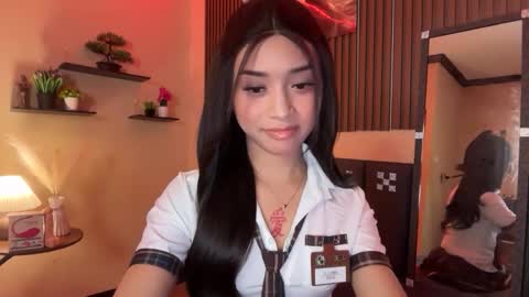 Snapshot of devine_goddessx chatting on September 26, 2025, 10:08 am Devine Greyson online show from September 26, 2025, 10:08 am