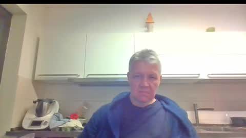 Snapshot of devon_nite chatting on December 16, 2024, 1:10 am Devon online show from December 16, 2024, 1:10 am