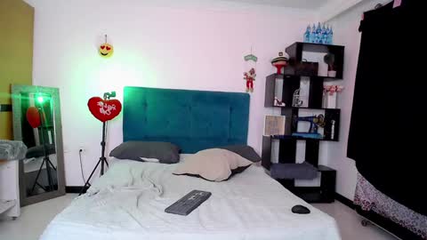 Snapshot of diabla_sexyboobs chatting on December 13, 2024, 3:27 am D I A B L A online show from December 13, 2024, 3:27 am