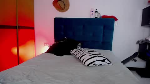 Snapshot of diabla_sexyboobs chatting on February 27, 2025, 7:58 pm D I A B L A online show from February 27, 2025, 7:58 pm