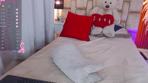 Snapshot of diamond_canela chatting on January 18, 2025, 12:04 pm diamond_canela online show from January 18, 2025, 12:04 pm