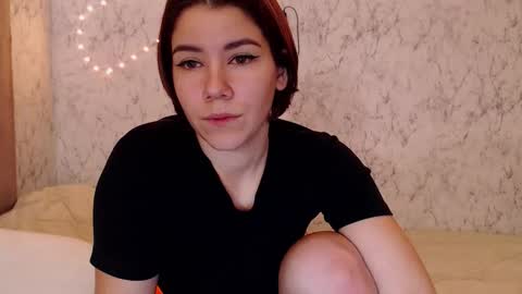 Snapshot of diamond_is chatting on October 21, 2025, 6:36 am diamond is online show from October 21, 2025, 6:36 am