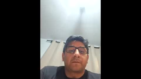 dickeduardo online show from October 4, 2025, 7:06 am