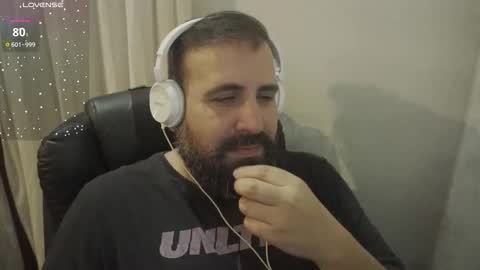 Snapshot of dicristalino chatting on November 1, 2025, 4:14 am Cristian Dipolino online show from November 1, 2025, 4:14 am