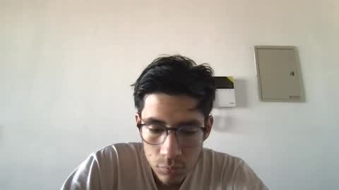 Snapshot of dioslatino chatting on November 13, 2025, 1:32 pm dioslatino online show from November 13, 2025, 1:32 pm