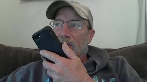 Snapshot of dirtynastyoldman chatting on March 5, 2025, 2:01 pm dirtynastyoldman online show from March 5, 2025, 2:01 pm