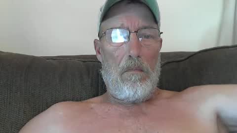 Snapshot of dirtynastyoldman chatting on September 9, 2025, 2:38 pm dirtynastyoldman online show from September 9, 2025, 2:38 pm