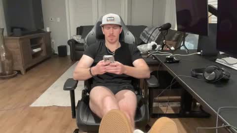 Snapshot of discgolf4life chatting on March 3, 2025, 4:58 am JustinDulgeXXX online show from March 3, 2025, 4:58 am