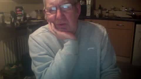 Snapshot of discovery63 chatting on December 31, 2024, 7:51 pm discovery63 online show from December 31, 2024, 7:51 pm