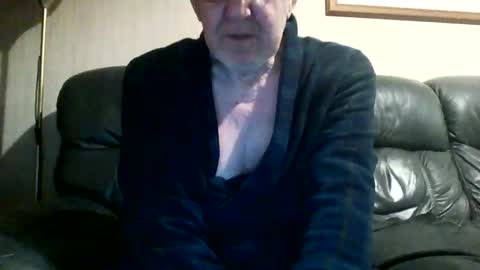 Snapshot of discovery63 chatting on February 5, 2025, 10:12 pm discovery63 online show from February 5, 2025, 10:12 pm