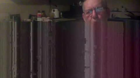 Snapshot of discovery63 chatting on February 25, 2025, 7:14 pm discovery63 online show from February 25, 2025, 7:14 pm