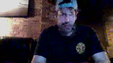 Snapshot of dj_chaterbate chatting on December 27, 2024, 9:50 am DJ Chaterbate online show from December 27, 2024, 9:50 am