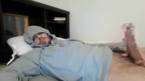 Snapshot of djbigfish24 chatting on January 17, 2025, 5:53 am djbigfish24 online show from January 17, 2025, 5:53 am