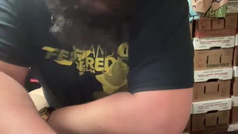 Snapshot of djfreeque chatting on December 3, 2024, 5:20 am djfreeque online show from December 3, 2024, 5:20 am