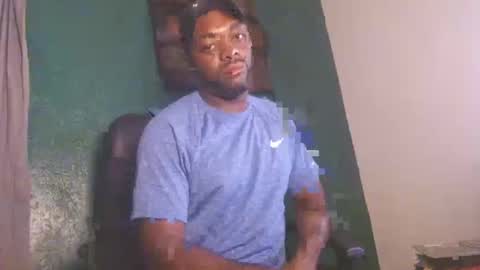 Snapshot of djopenwide chatting on October 10, 2025, 1:37 am Dj Open Wide online show from October 10, 2025, 1:37 am