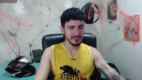 Snapshot of dmitrisanders1 chatting on December 5, 2024, 10:23 pm Maybe in pvt online show from December 5, 2024, 10:23 pm