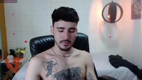 Snapshot of dmitrisanders1 chatting on December 23, 2024, 10:33 pm Maybe in pvt online show from December 23, 2024, 10:33 pm