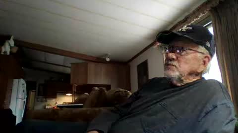 Snapshot of doingmyself69 chatting on November 3, 2025, 10:21 pm doingmyself69 online show from November 3, 2025, 10:21 pm