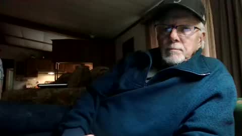 Snapshot of doingmyself69 chatting on November 5, 2025, 9:04 pm doingmyself69 online show from November 5, 2025, 9:04 pm